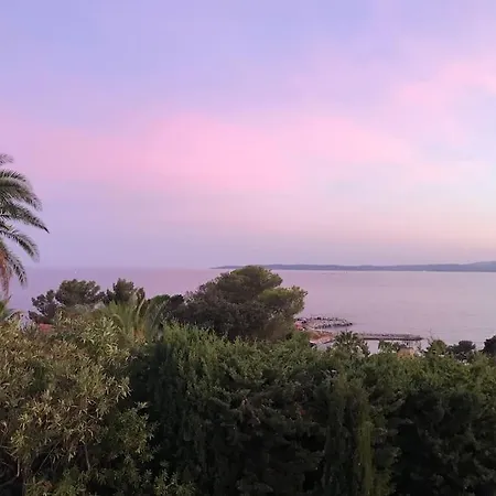Maison Bellevue Au Bord De La Mer